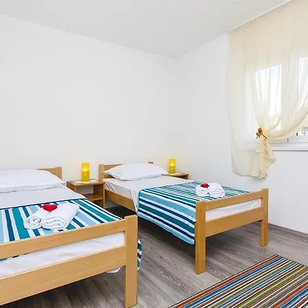 Branka شقة تروغير