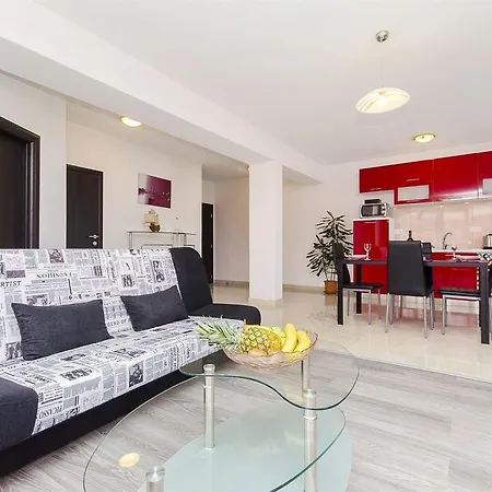 Branka 公寓 特罗吉尔